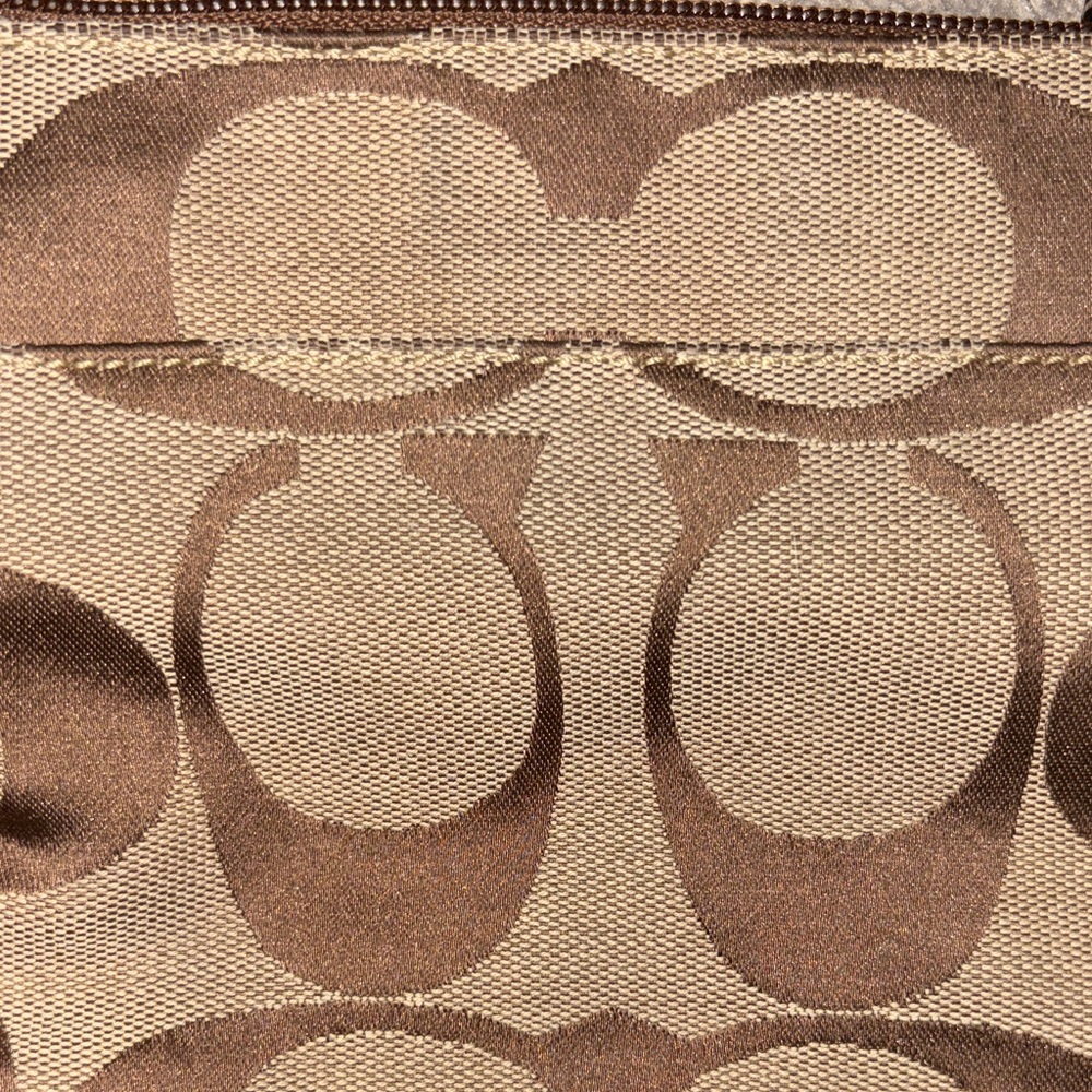 Coach Brown and Cream Crossbody Bag - Picture 4 of 11